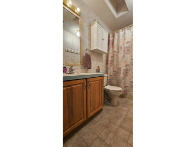 MODERN, Stunning 2 bedroom 2 bath home in 55 + Resort style on Zephyrhills Municipal Golf Course in Florida - for sale on GolfHomes.com, golf home, golf lot