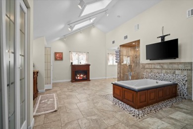 Amazing home located on the 15th fairway on the Oaks at River's on Pontiac Elks Country Club in Illinois - for sale on GolfHomes.com, golf home, golf lot