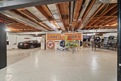 Amazing home located on the 15th fairway on the Oaks at River's on Pontiac Elks Country Club in Illinois - for sale on GolfHomes.com, golf home, golf lot