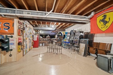 Amazing home located on the 15th fairway on the Oaks at River's on Pontiac Elks Country Club in Illinois - for sale on GolfHomes.com, golf home, golf lot