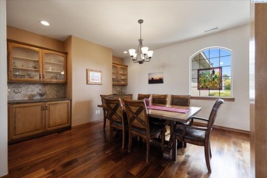 MLS# Elegant Golf Course Living in the Heart of Horn Rapids on Horn Rapids Golf Club in Washington - for sale on GolfHomes.com, golf home, golf lot