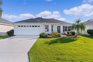 This charming 3/2 WISTERIA model is in the much sought-after on Glenview Championship Golf and Country Club in Florida - for sale on GolfHomes.com, golf home, golf lot