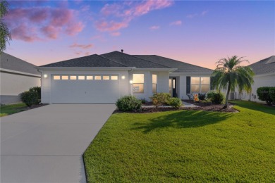 This charming 3/2 WISTERIA model is in the much sought-after on Glenview Championship Golf and Country Club in Florida - for sale on GolfHomes.com, golf home, golf lot