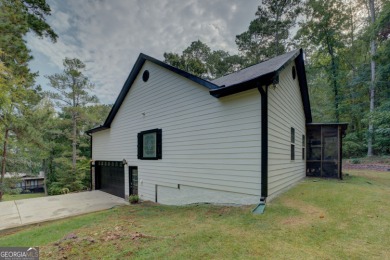 Location, location, location! Well maintained 3-bedroom & on Turtle Cove Golf Course in Georgia - for sale on GolfHomes.com, golf home, golf lot