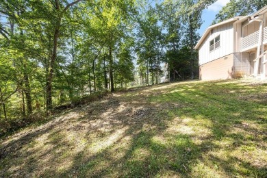 Adorable property in the Shropshire Subdivision! Completely on Bella Vista Country Club - Kingswood in Arkansas - for sale on GolfHomes.com, golf home, golf lot
