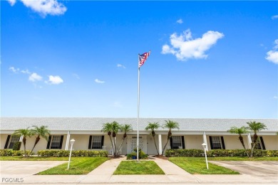 Welcome to this 3 bedroom, 2 bathroom, 2 car garage villa in the on Myerlee Country Club in Florida - for sale on GolfHomes.com, golf home, golf lot