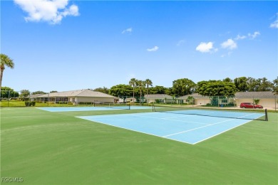 Welcome to this 3 bedroom, 2 bathroom, 2 car garage villa in the on Myerlee Country Club in Florida - for sale on GolfHomes.com, golf home, golf lot