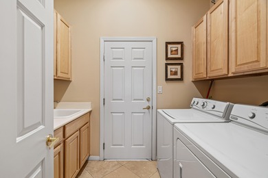 Beautiful 2195 sq.ft. GREAT ROOM PLAN w/pool & spa on the golf on Heritage Palms Golf Club in California - for sale on GolfHomes.com, golf home, golf lot