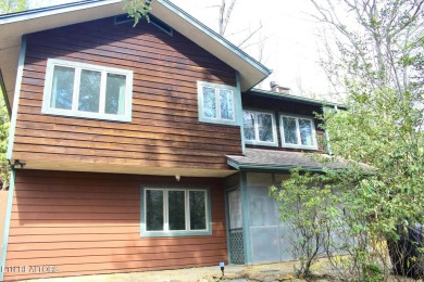 **Rustic Chalet in the Beautiful Mountains - A Golfer's & on Bent Creek Golf Course in Tennessee - for sale on GolfHomes.com, golf home, golf lot