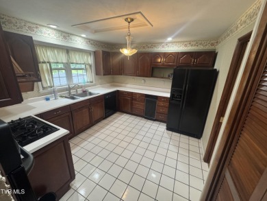 Elegant Home with direct golf course access. 

Welcome to 667 on Elizabethton Municipal Golf Club in Tennessee - for sale on GolfHomes.com, golf home, golf lot