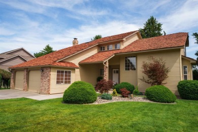 MLS# 285202 Welcome to 2929 S Ledbetter Place--an elegant and on Canyon Lakes Golf Course in Washington - for sale on GolfHomes.com, golf home, golf lot