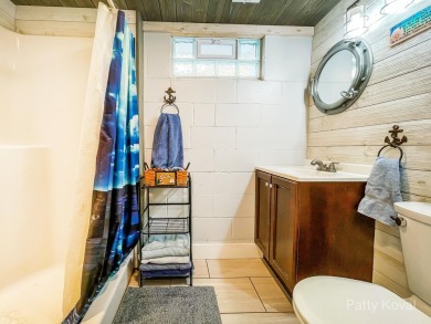 Gorgeous 3 bedrooms & 3 1/2 baths home includes choice of 2 on Orchard Hills Golf Course in Michigan - for sale on GolfHomes.com, golf home, golf lot