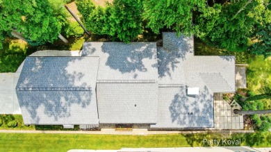 Gorgeous 3 bedrooms & 3 1/2 baths home includes choice of 2 on Orchard Hills Golf Course in Michigan - for sale on GolfHomes.com, golf home, golf lot