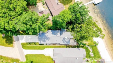 Gorgeous 3 bedrooms & 3 1/2 baths home includes choice of 2 on Orchard Hills Golf Course in Michigan - for sale on GolfHomes.com, golf home, golf lot