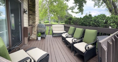 BEAUTIFULLY UPDATED 2022 in Villa Olivia, near golf course. Home on Villa Olivia Country Club in Illinois - for sale on GolfHomes.com, golf home, golf lot