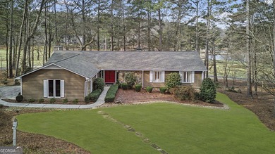 BEAUTIFUL RANCH HOME ON THE GOLF COURSE AT NEWNAN COUNTRY CLUB!! on Newnan Country Club in Georgia - for sale on GolfHomes.com, golf home, golf lot