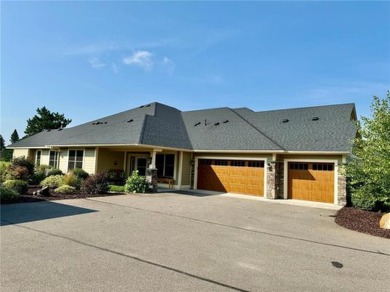 Welcome to this exquisite 3 bedroom, 2 bath home located on the on Breezy Point Golf Course Resort in Minnesota - for sale on GolfHomes.com, golf home, golf lot