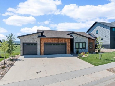 Listed by Jenni Brue, Keller Williams Realty 381-1055. Step into on Elkhorn Ridge Golf Course in South Dakota - for sale on GolfHomes.com, golf home, golf lot