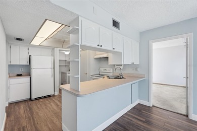 RARE 1,820 SF End Unit Condo with Stunning Golf Course Views!
 on East Bay Golf Club in Florida - for sale on GolfHomes.com, golf home, golf lot