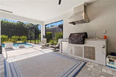 A 4 bed (poss. 5), 3 bath, large & spacious w/ 2nd floor on Heritage Palms Golf and Country Club in Florida - for sale on GolfHomes.com, golf home, golf lot