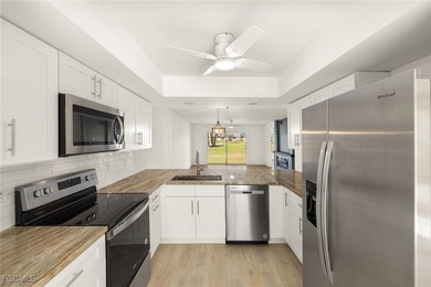 SELLER IS VERY MOTIVATED!!! Kelly Greens Golf & Country Club on Kelly Greens Golf and Country Club in Florida - for sale on GolfHomes.com, golf home, golf lot