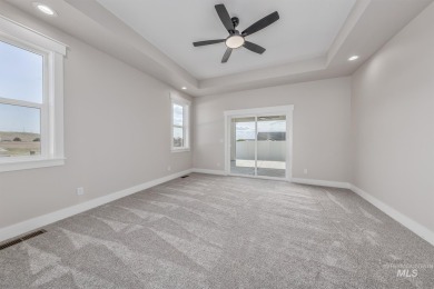 Step into 1800 sq ft of elegance with a view. Soft neutral on Scotch Pines Golf Course in Idaho - for sale on GolfHomes.com, golf home, golf lot