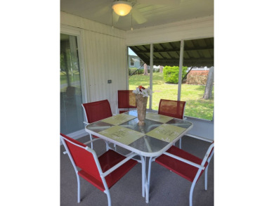 This beautifully maintained home exudes warmth and comfort from on Rolling Greens Executive Golf Community in Florida - for sale on GolfHomes.com, golf home, golf lot