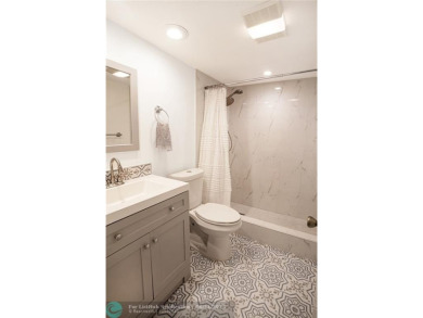Gorgeous 2/2 condo in a desired golf community of PalmAire - on Palm-Aire Country Club and Resort - Palms in Florida - for sale on GolfHomes.com, golf home, golf lot