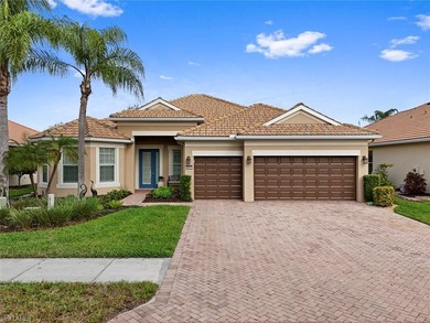 THIS HOME HAS IT ALL -- A PRIVATE POOL & SPA, GOLF MEMBERSHIP on Panther Run Golf Club in Florida - for sale on GolfHomes.com, golf home, golf lot