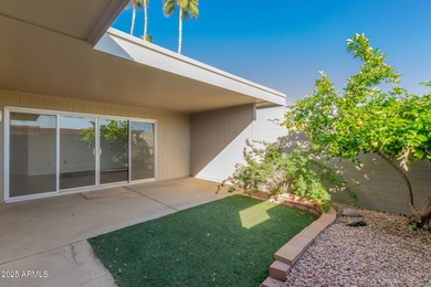 Welcome to this charming end unit in the 55+ Dawn Camp at in on Sun City Riverview Golf Course in Arizona - for sale on GolfHomes.com, golf home, golf lot
