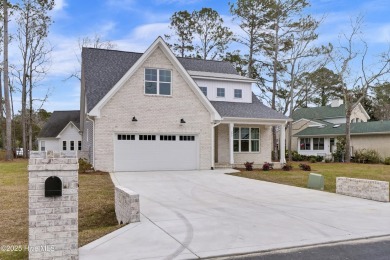 Introducing a stunning 2,715 Sqft Elizabeth floor plan.  This on North Shore Country Club in North Carolina - for sale on GolfHomes.com, golf home, golf lot