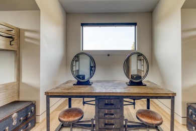 STUNNING ONE OF A KIND Custom Mountain Resort Luxury. ENERGY on Brasada Canyons Golf Course in Oregon - for sale on GolfHomes.com, golf home, golf lot