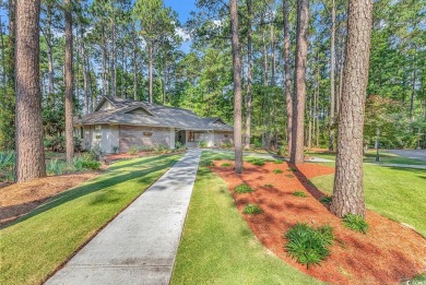 Great location on the golf course at the end of a cul-de-sac in on Burning Ridge Golf Course in South Carolina - for sale on GolfHomes.com, golf home, golf lot