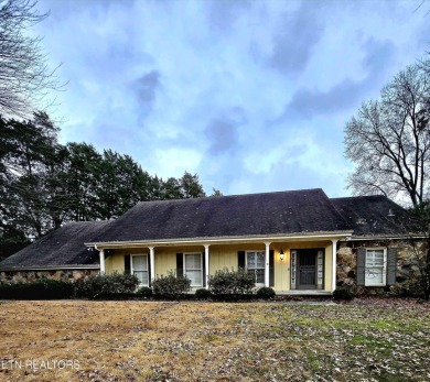 Located in highly desirable Fox Den; this home sits on the 9th on Fox Den Country Club in Tennessee - for sale on GolfHomes.com, golf home, golf lot