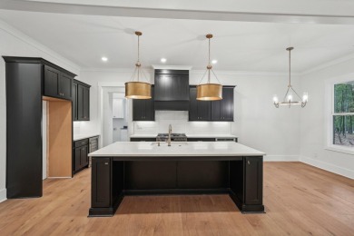 Home is ready to close now. $10,000 closing cost incentive for on Harbor Club Golf and Country Club in Georgia - for sale on GolfHomes.com, golf home, golf lot