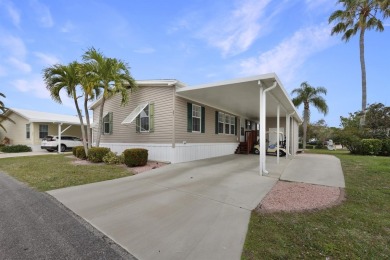 Welcome home to 501 Seneca Cres in award winning Maple Leaf Golf on Maple Leaf Golf and Country Club in Florida - for sale on GolfHomes.com, golf home, golf lot