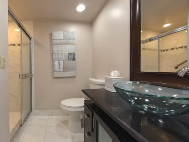 Perfect Location for this stunning second floor 2 bedrooms and 2 on Kings Point Golf -Flanders Way in Florida - for sale on GolfHomes.com, golf home, golf lot