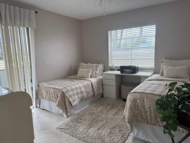 Perfect Location for this stunning second floor 2 bedrooms and 2 on Kings Point Golf -Flanders Way in Florida - for sale on GolfHomes.com, golf home, golf lot
