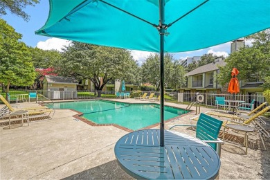 Discover the charm of this beautiful 2BR, 2BA corner condo with on Stevens Park Golf Course in Texas - for sale on GolfHomes.com, golf home, golf lot