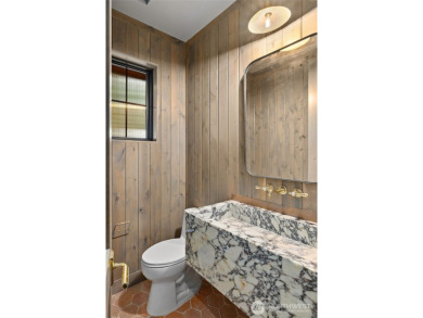 Tucked within Suncadia's coveted Pinegrass Loop, this Woodridge on Suncadia Resort in Washington - for sale on GolfHomes.com, golf home, golf lot