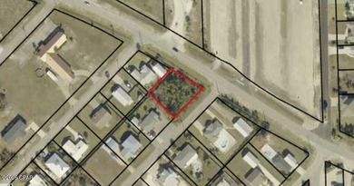 ATTENTION BUILDERS & INVESTORS! Located in an X Flood Zone! on  in Florida - for sale on GolfHomes.com, golf home, golf lot