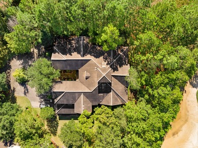 Enjoy the perfect blend of comfort and elegance in this on Sharks Tooth Golf Club in Florida - for sale on GolfHomes.com, golf home, golf lot