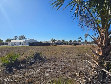 ATTENTION BUILDERS AND INVESTORS!! X FLOOD ZONE!! Great on  in Florida - for sale on GolfHomes.com, golf home, golf lot