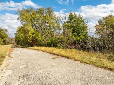 Come take a look at this gorgeous lot located near the New on White Bluff Resort - New Course in Texas - for sale on GolfHomes.com, golf home, golf lot