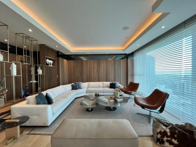 Luxury Apartment with Designer Finishes - Solana, Santa Maria

 on  in  - for sale on GolfHomes.com, golf home, golf lot