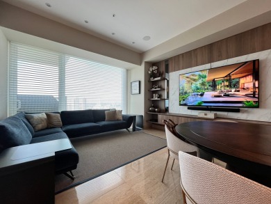 Luxury Apartment with Designer Finishes - Solana, Santa Maria

 on  in  - for sale on GolfHomes.com, golf home, golf lot