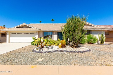 Welcome to this charming home in the 55+ Sunland Village East! on Sunland Village East Golf Course in Arizona - for sale on GolfHomes.com, golf home, golf lot