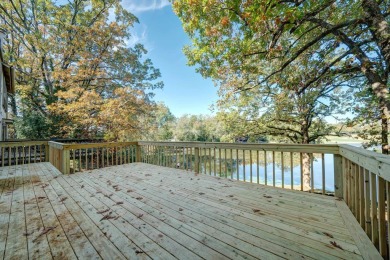 Seller is offering up to $9,000 in closing costs to buyer. It's on Colonial Country Club in Tennessee - for sale on GolfHomes.com, golf home, golf lot