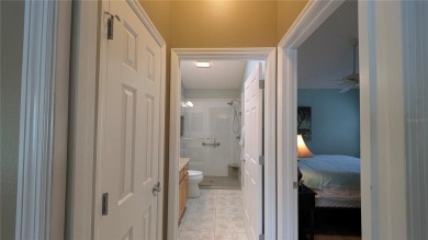 This charming 2-bedroom, 2-bathroom courtyard villa offers 1,132 on The Links of Spruce Creek in Florida - for sale on GolfHomes.com, golf home, golf lot