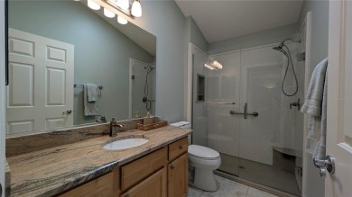 This charming 2-bedroom, 2-bathroom courtyard villa offers 1,132 on The Links of Spruce Creek in Florida - for sale on GolfHomes.com, golf home, golf lot
